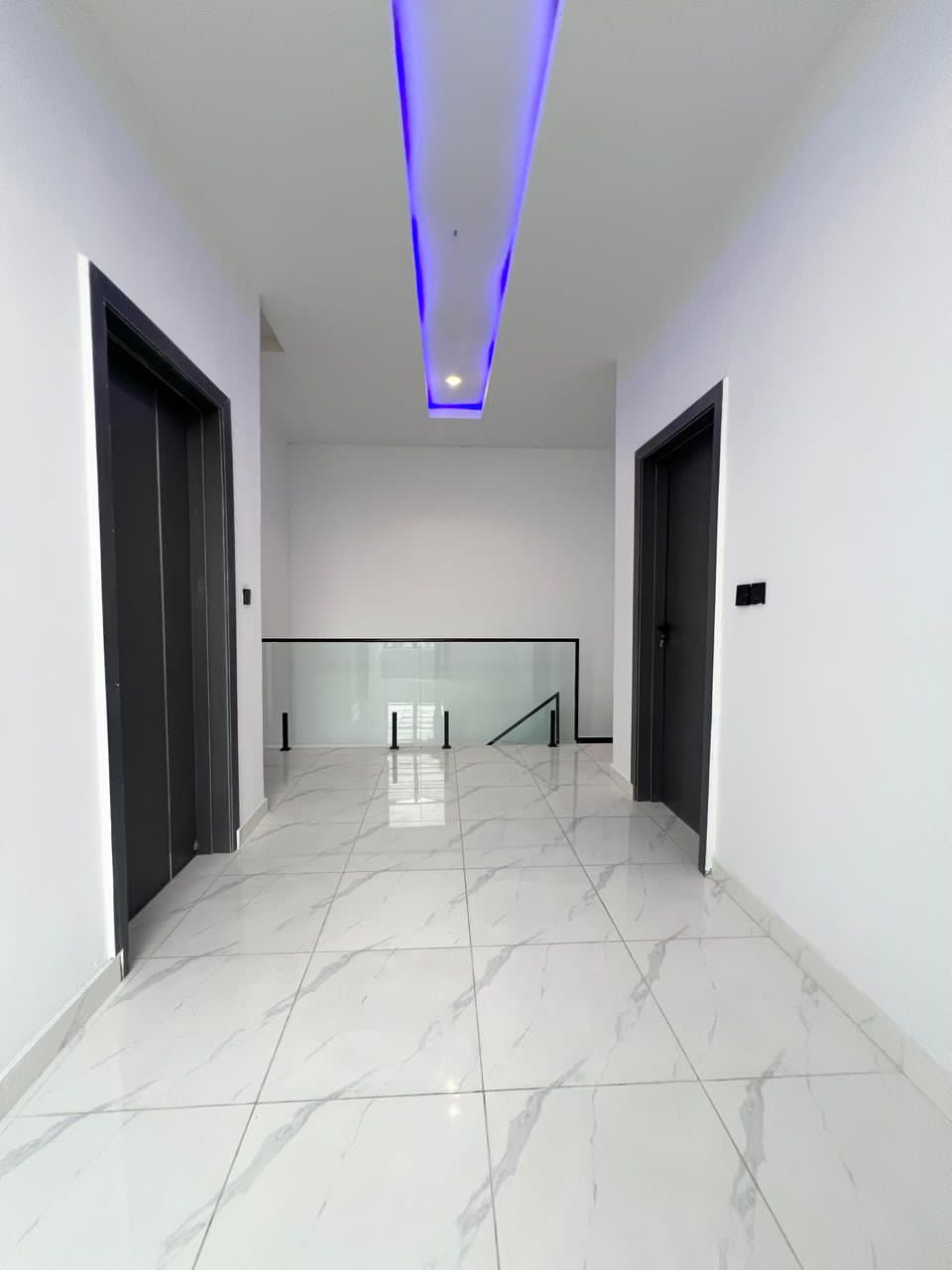 Lekki Luxurious Duplex*    🔑🔑 4Bedrooms Semi-Detached Duplex with Bq for Sale!!