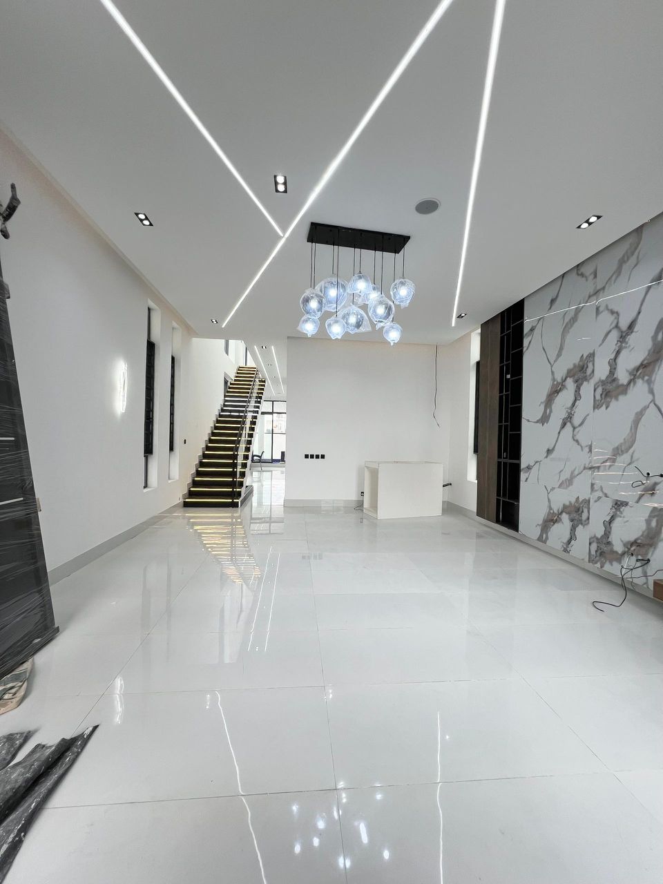 Ajah Luxurious Duplex with Swimming Pool & Gym