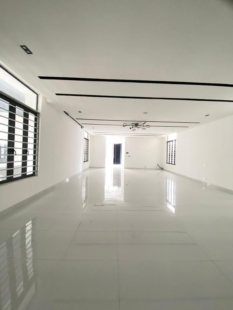 Lekki Luxurious Duplex with Swimming Pool & Cinema*    🔑🔑 5Bedrooms Fully-Detached Duplex with Bq for Sale!!