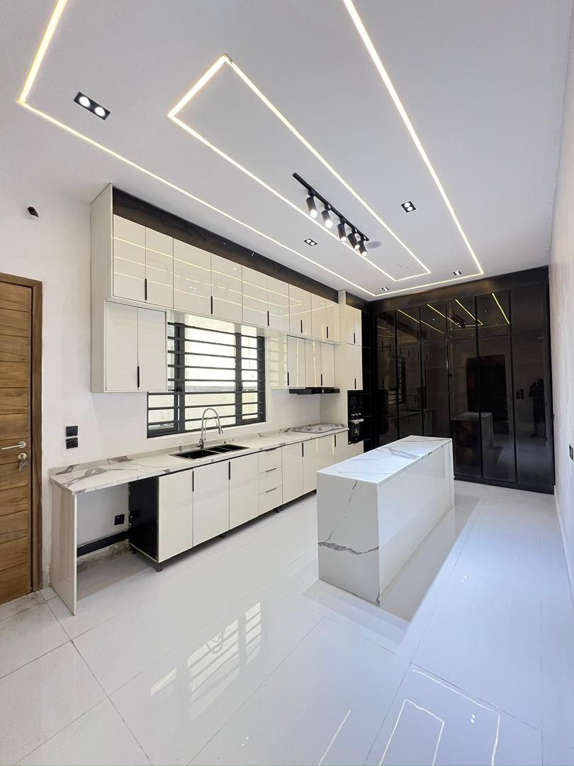 Ajah Luxurious Duplex with Swimming Pool*    🔑🔑 5Bedrooms Fully-Detached Duplex with Bq for Sale!!