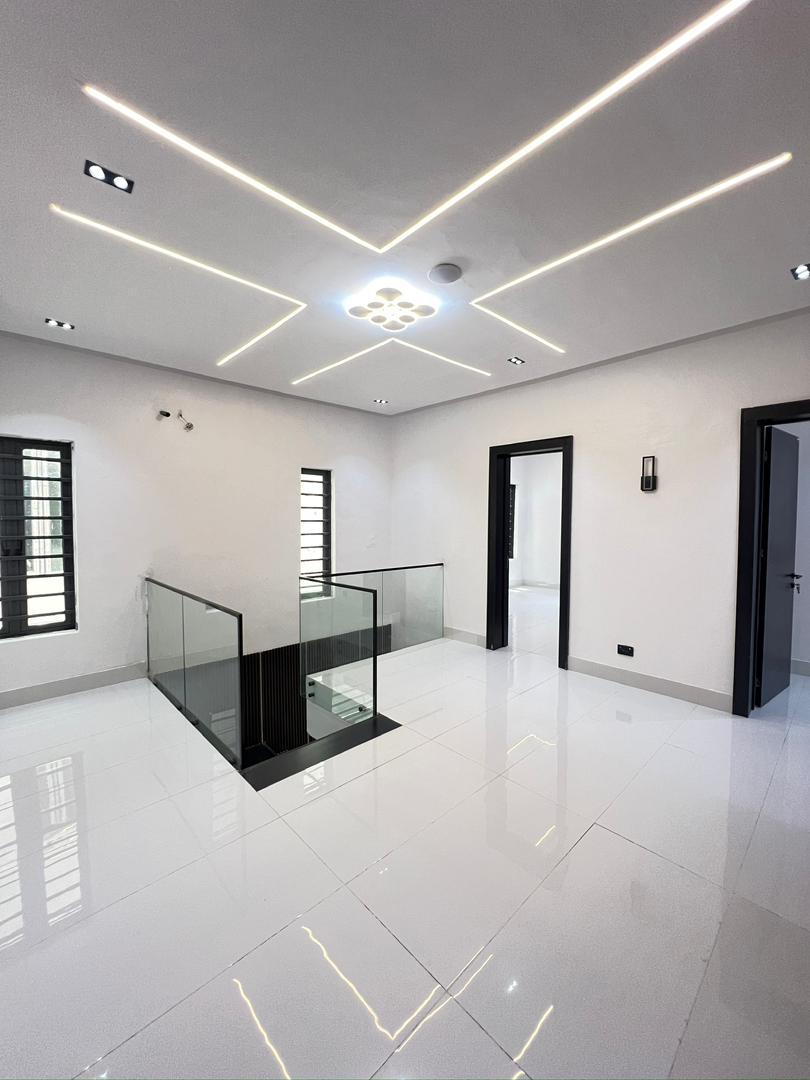 Ajah Luxurious Duplex with Swimming Pool*    🔑🔑 5Bedrooms Fully-Detached Duplex with Bq for Sale!!