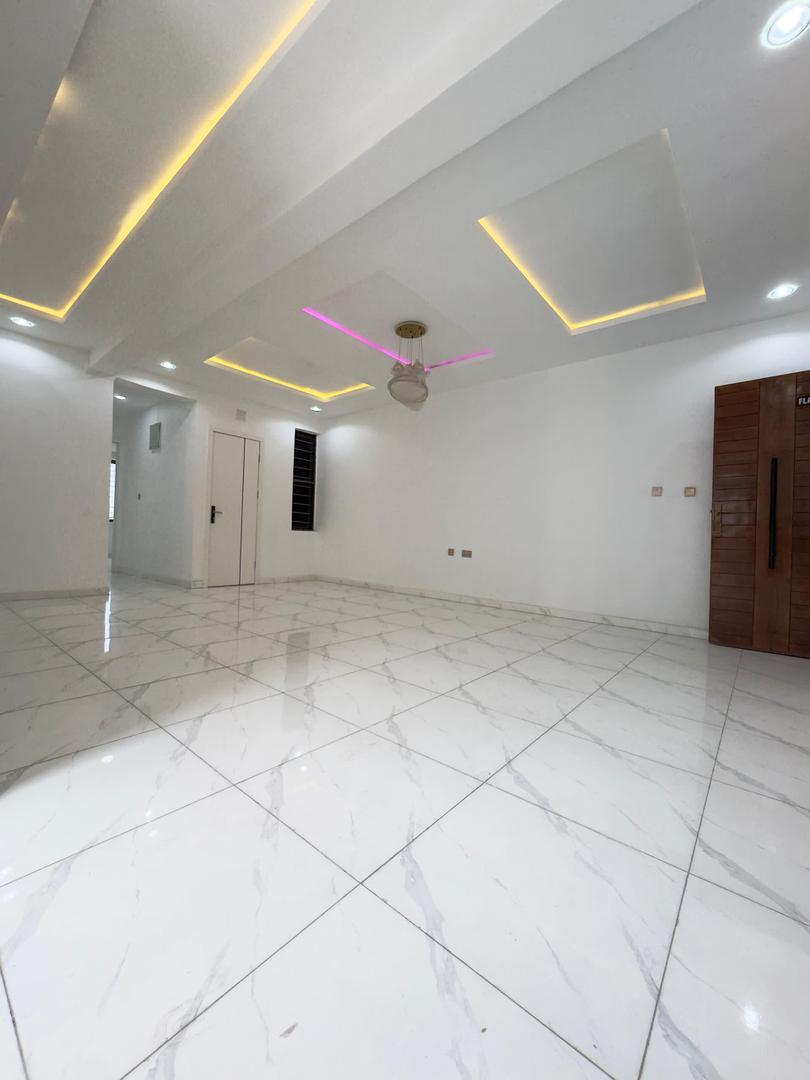 Ikate Lekki Luxurious  Apartments with Swimming Pool & Gym*    🔑🔑 2Bedrooms Apartments for Sale!!