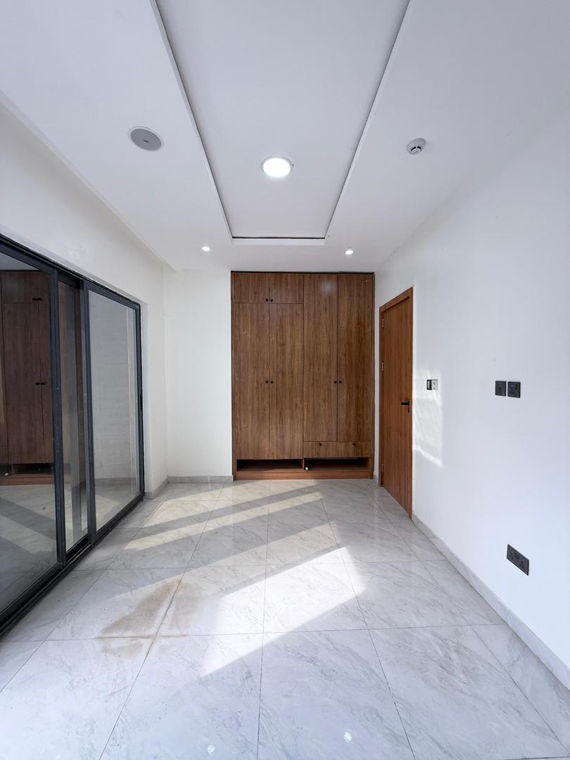 Ikate Lekki Luxurious  Apartments with Swimming Pool, Elevator & Gym*    🔑🔑 3Bedrooms Apartments for Sale!!