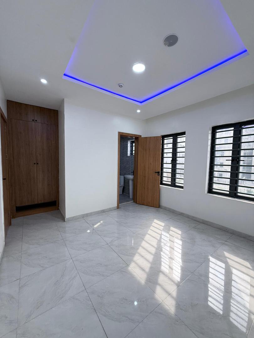 Ikate Lekki Luxurious  Apartments with Swimming Pool, Elevator & Gym*    🔑🔑 3Bedrooms Apartments for Sale!!