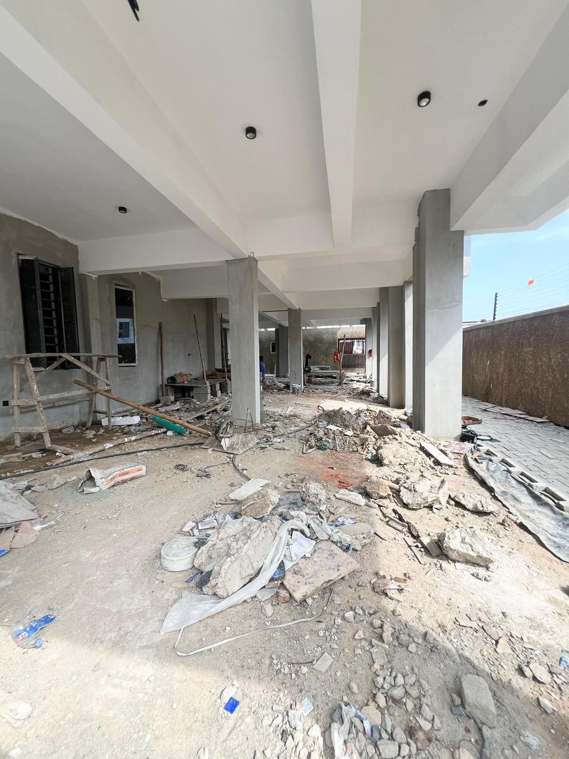 Ologolo Lekki Luxurious  Apartments with Swimming Pool & Gym*    🔑🔑 2Bedrooms Apartments for Sale!!