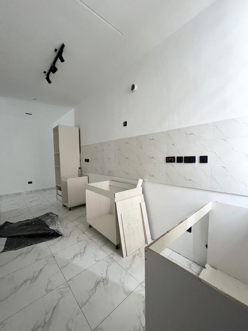 Ologolo Lekki Luxurious  Apartments with Swimming Pool & Gym*    🔑🔑 2Bedrooms Apartments for Sale!!