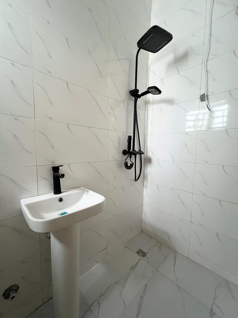 *N190m Lekki Luxurious Duplex*    🔑🔑 4Bedrooms Terrace Duplex for Sale!! .