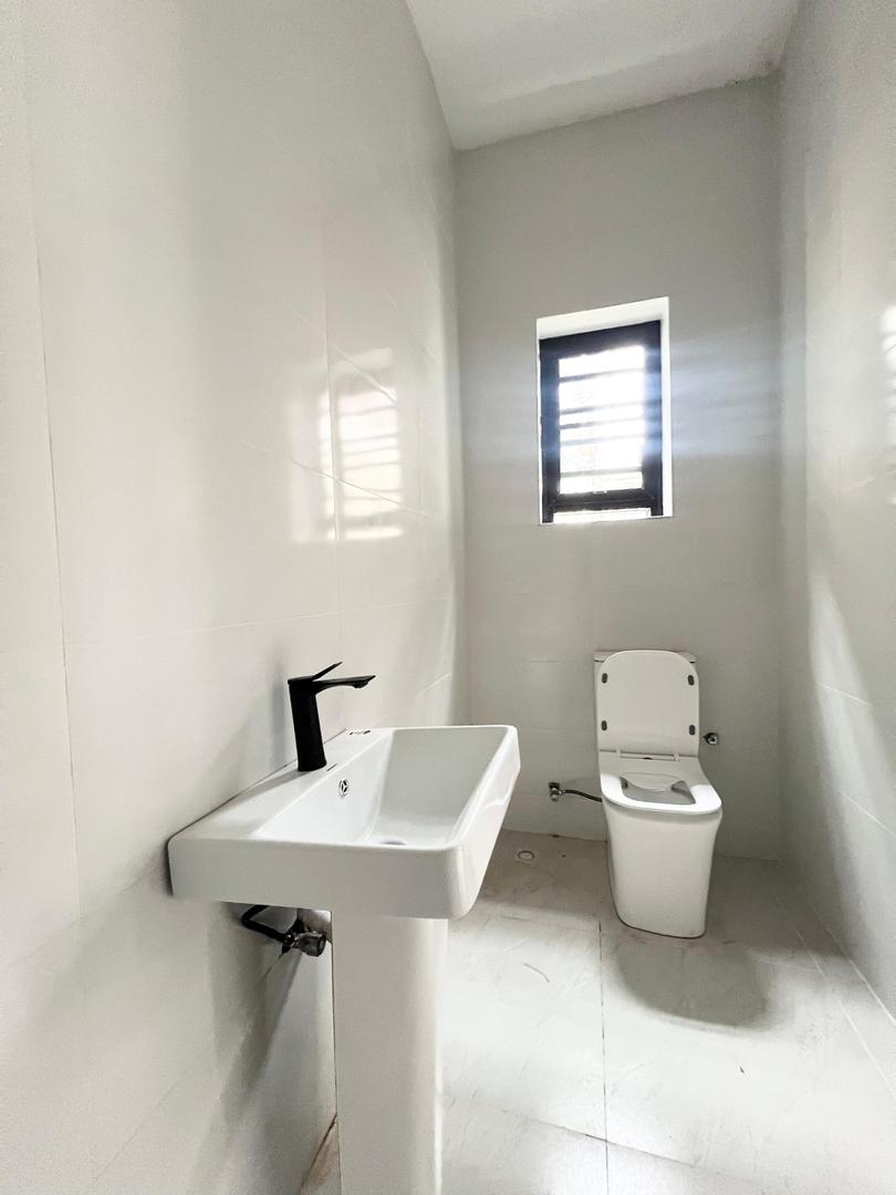 Lekki Luxurious  Apartments*    🔑🔑 2 & 3Bedrooms Apartments for Sale!! .