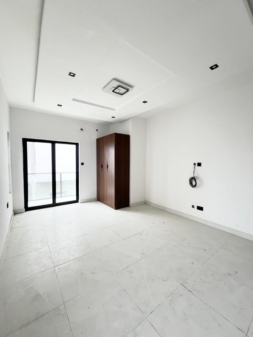 Lekki Luxurious  Apartments*    🔑🔑 2 & 3Bedrooms Apartments for Sale!! .