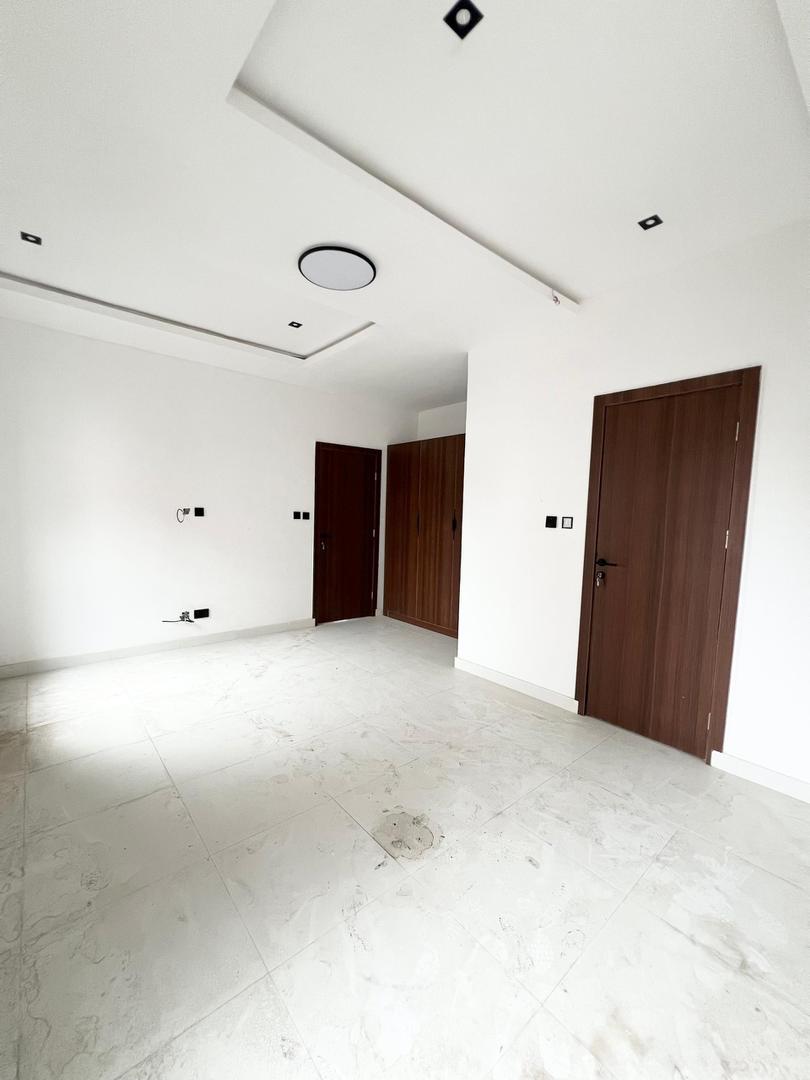 Lekki Luxurious  Apartments*    🔑🔑 2 & 3Bedrooms Apartments for Sale!! .