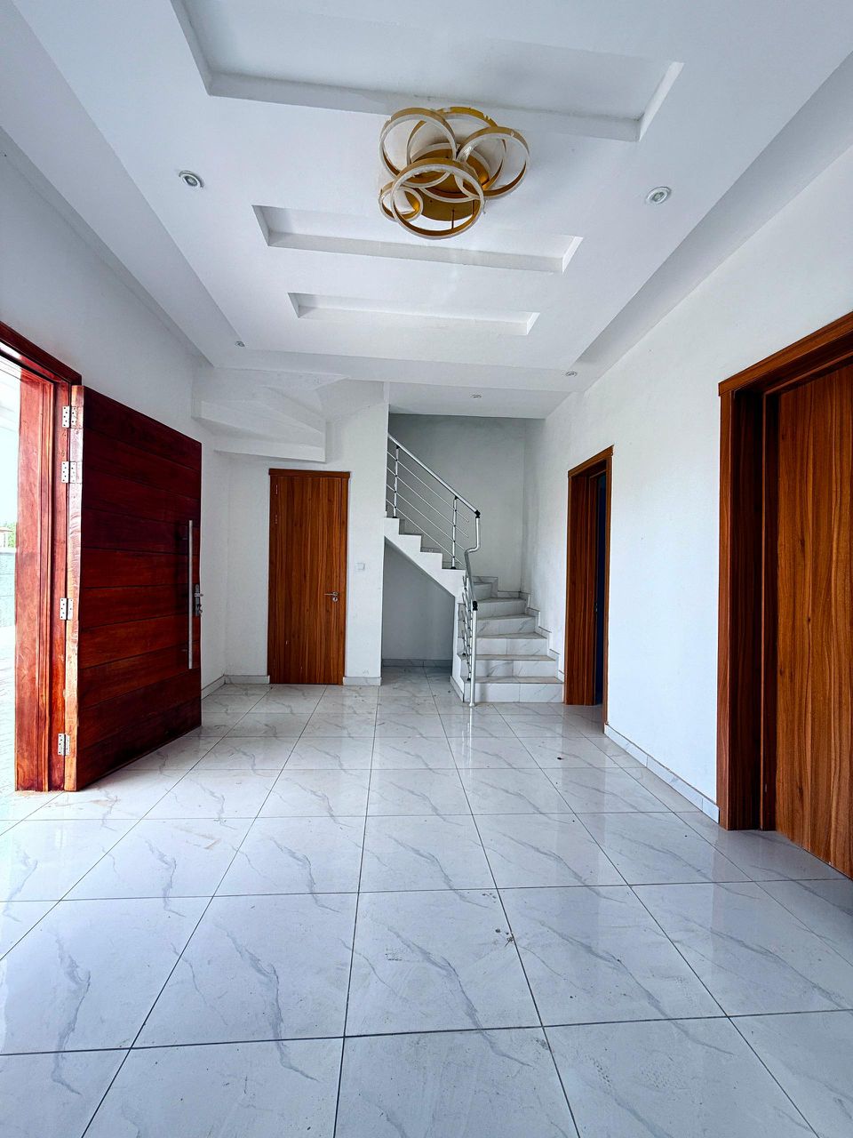 Lekki Luxurious Duplex