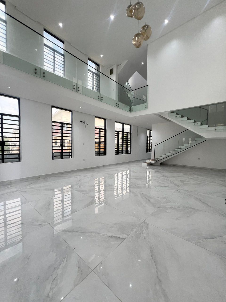 Lekki Luxurious Duplex with Swimming Pool